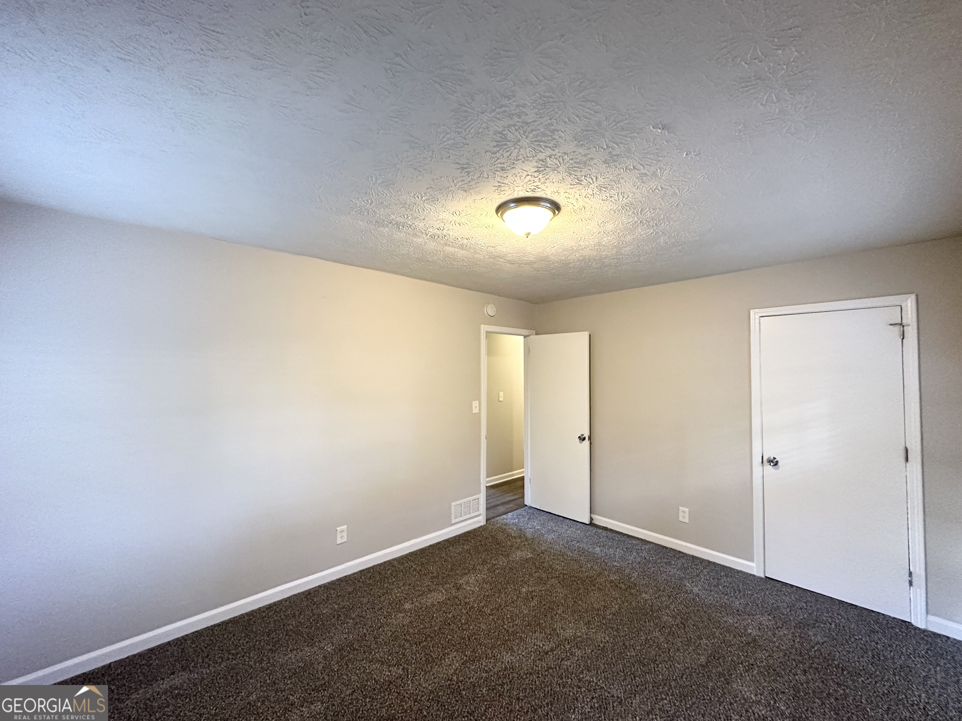 2370 Tiffany Circle Decatur, GA 30035 - Photo 23 of 36