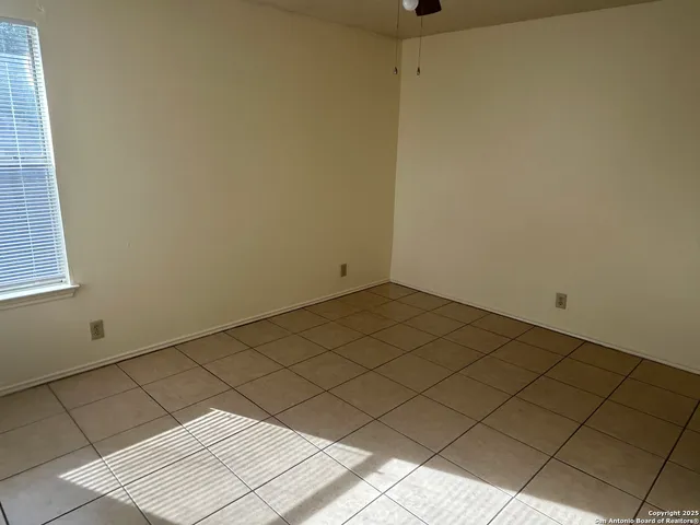 $1,150 | 7229 Coral Springs, San Antonio, TX 78250