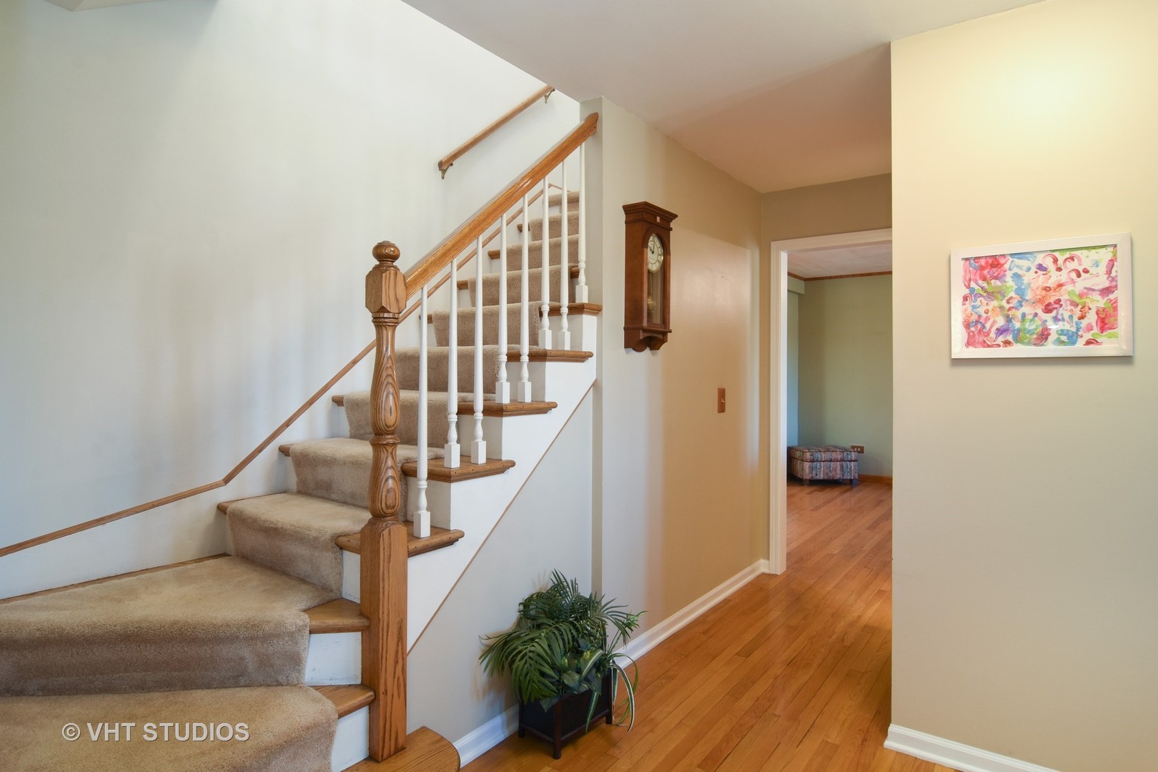 253 Bradwell Road Inverness, IL 60010 - Photo 2 of 25
