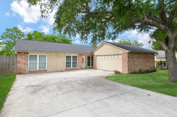 $225,000 | 12791 Lake Conroe Hills Drive, Willis, TX 77318