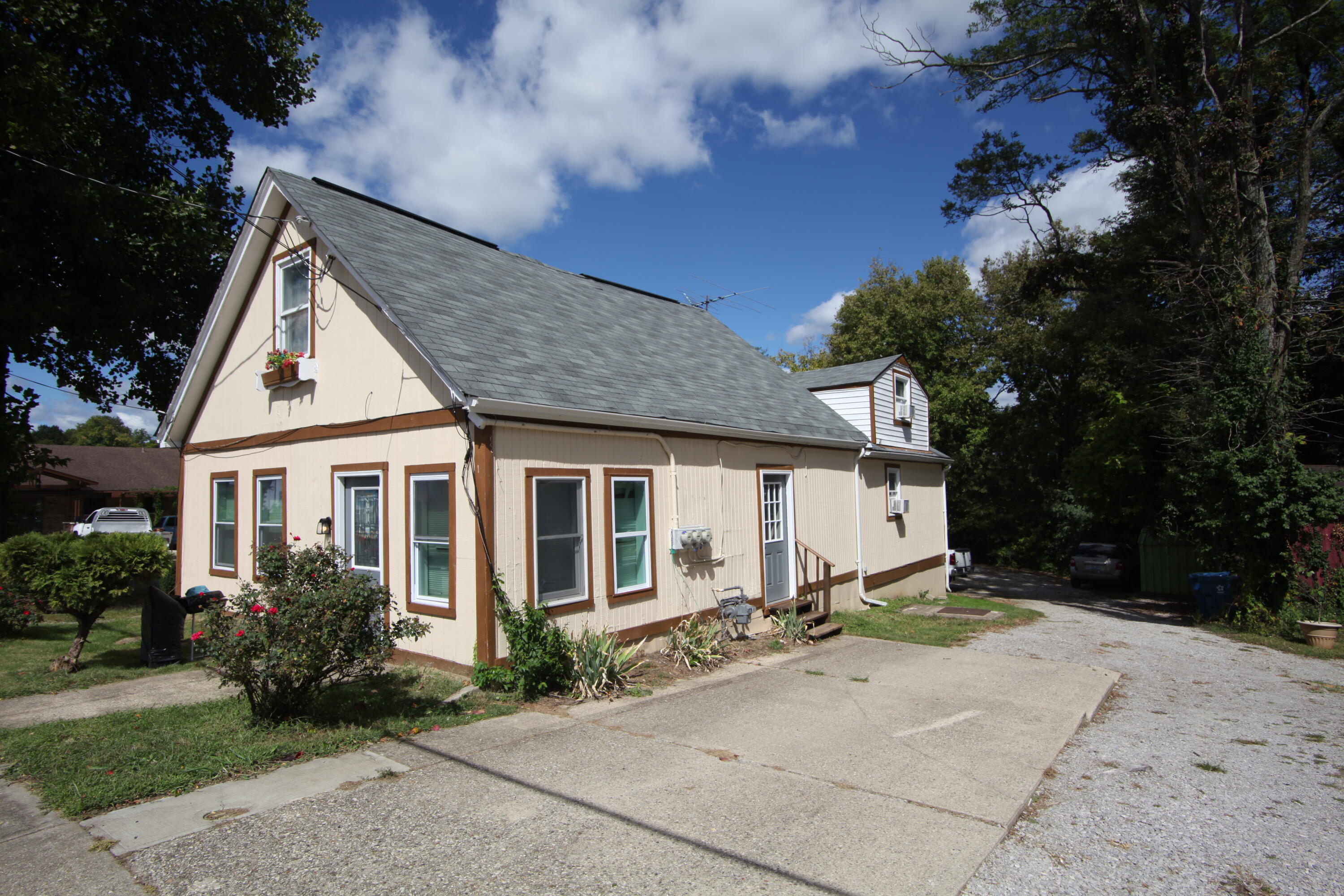 27 South Main Street Dry Ridge, KY 41035 - Photo 2 of 5