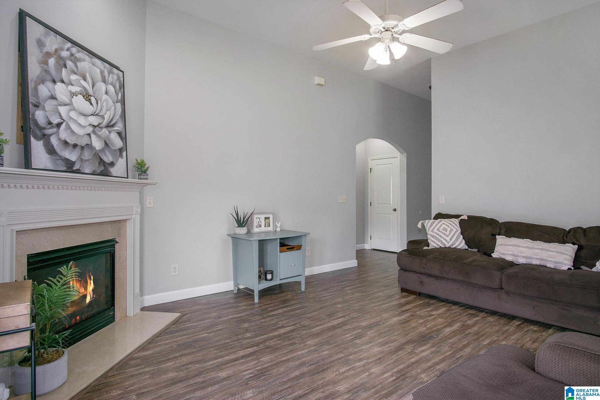 112 Merimeadows Drive Calera, AL 35040 - Photo 5 of 27