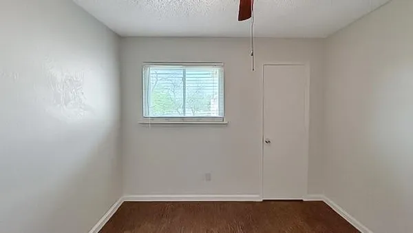 $1,795 | 538 East Norwood Circle, Arlington, TX 76013