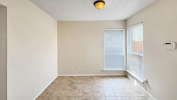 $1,795 | 538 East Norwood Circle, Arlington, TX 76013