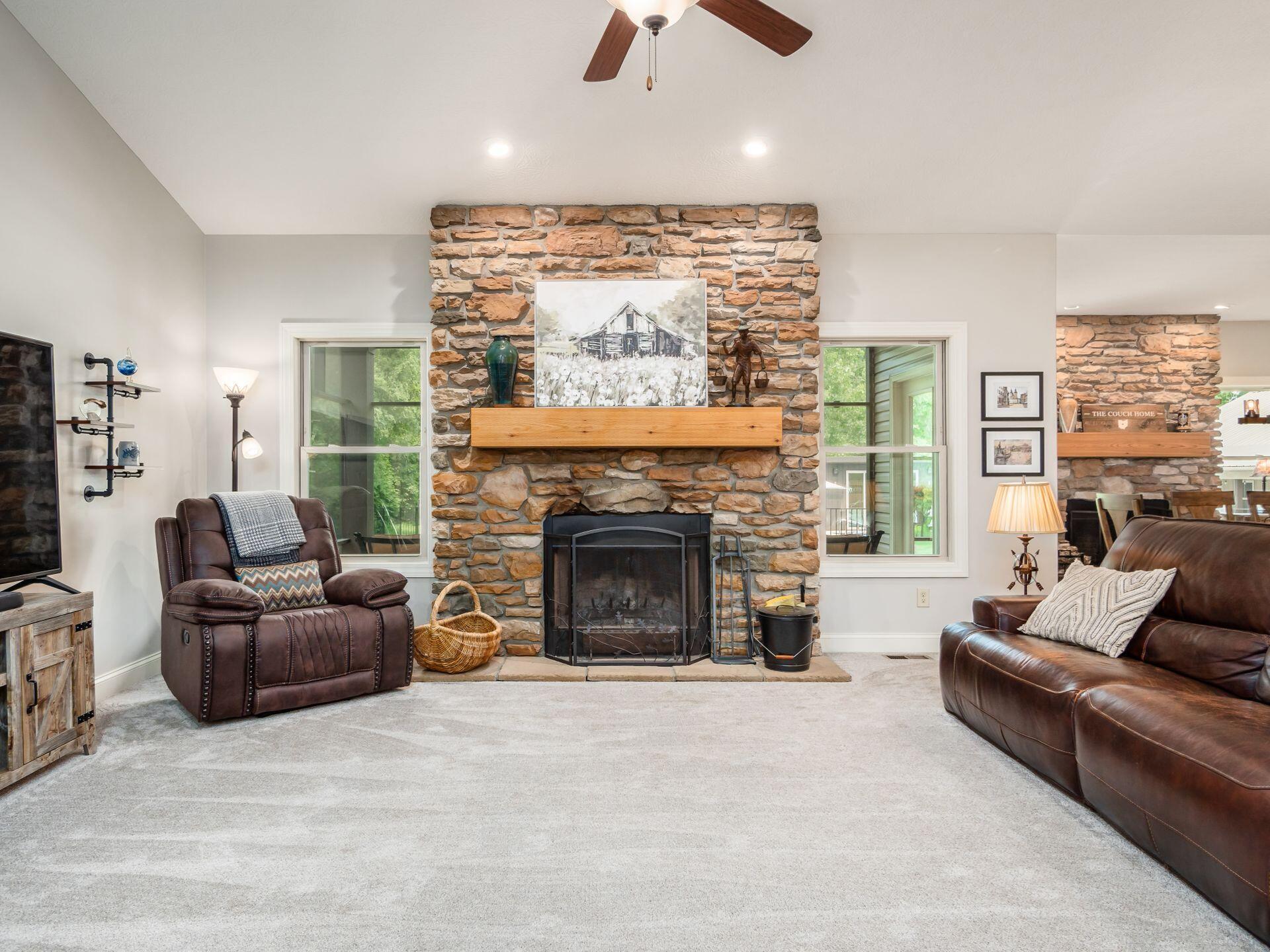 1900 Hyatts Road Delaware, OH 43015 - Photo 4 of 51 Great Room