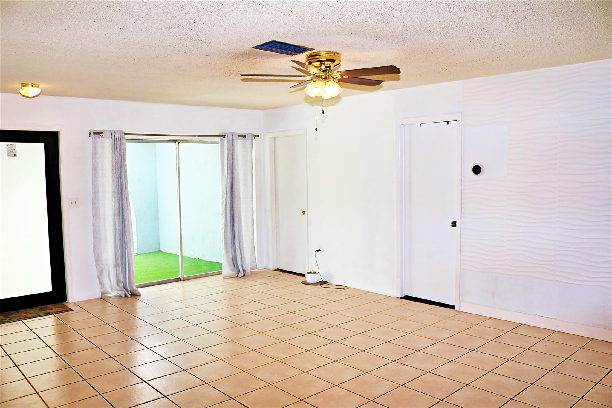 2704 Canal Road Miramar, FL 33025 - Photo 15 of 50 Photo 15