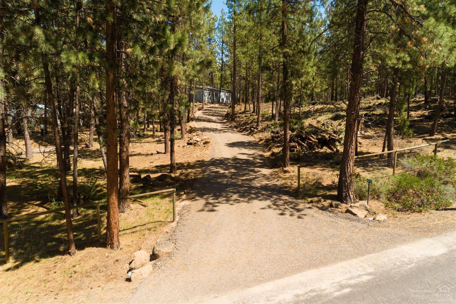 60106 Turquoise Road Bend, OR 97702 - Photo 23 of 25 Additional Photo