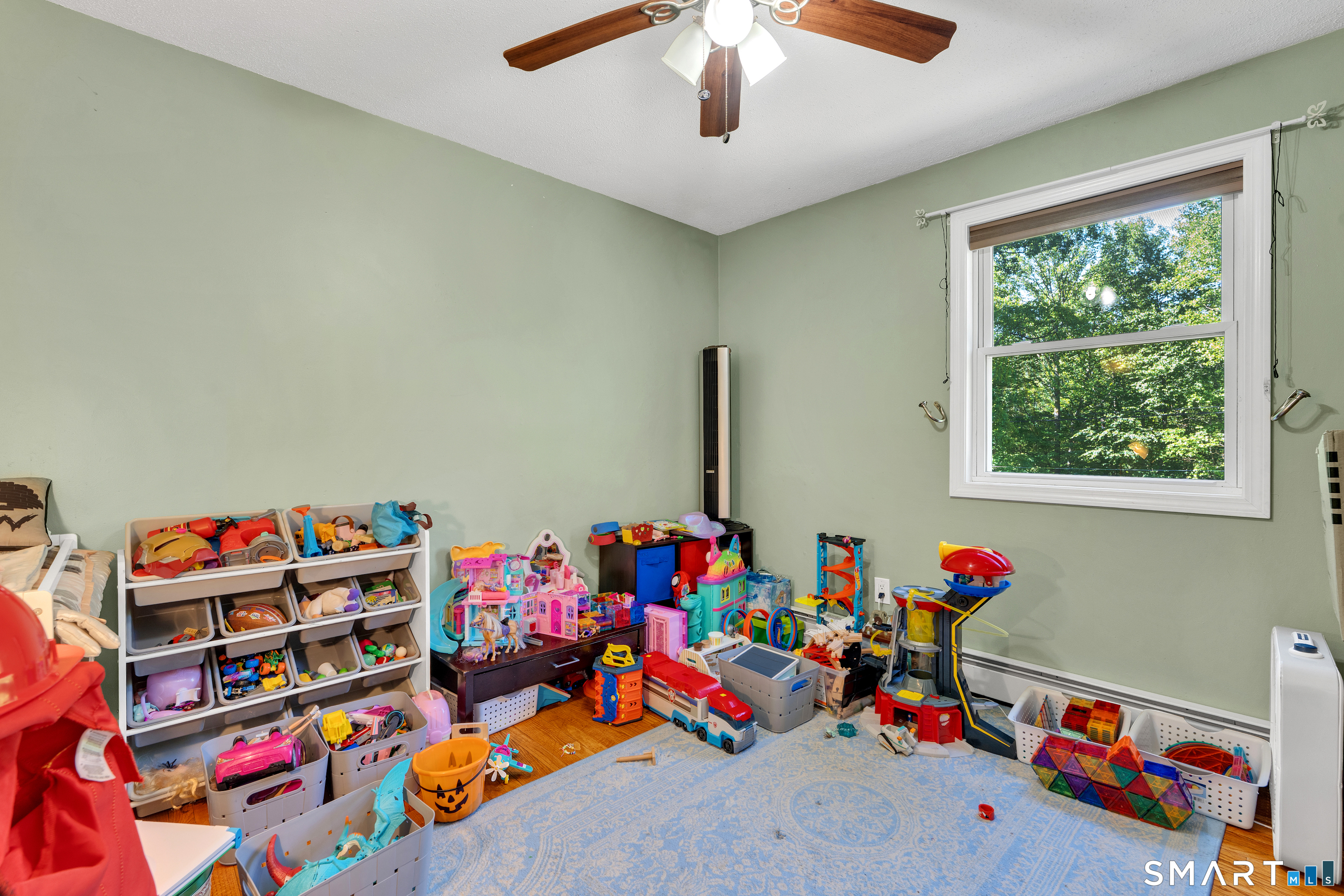1455 Old Colchester Road Montville, CT 06370 - Photo 19 of 35