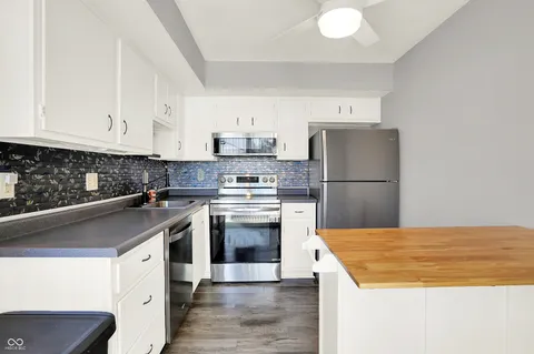 $134,000 | 5914 Deerwood Court, Indianapolis, IN 46254