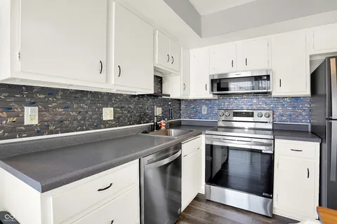 $134,000 | 5914 Deerwood Court, Indianapolis, IN 46254