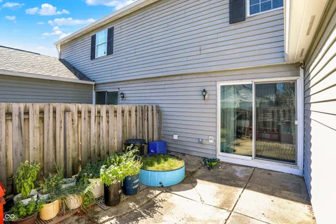 $134,000 | 5914 Deerwood Court, Indianapolis, IN 46254