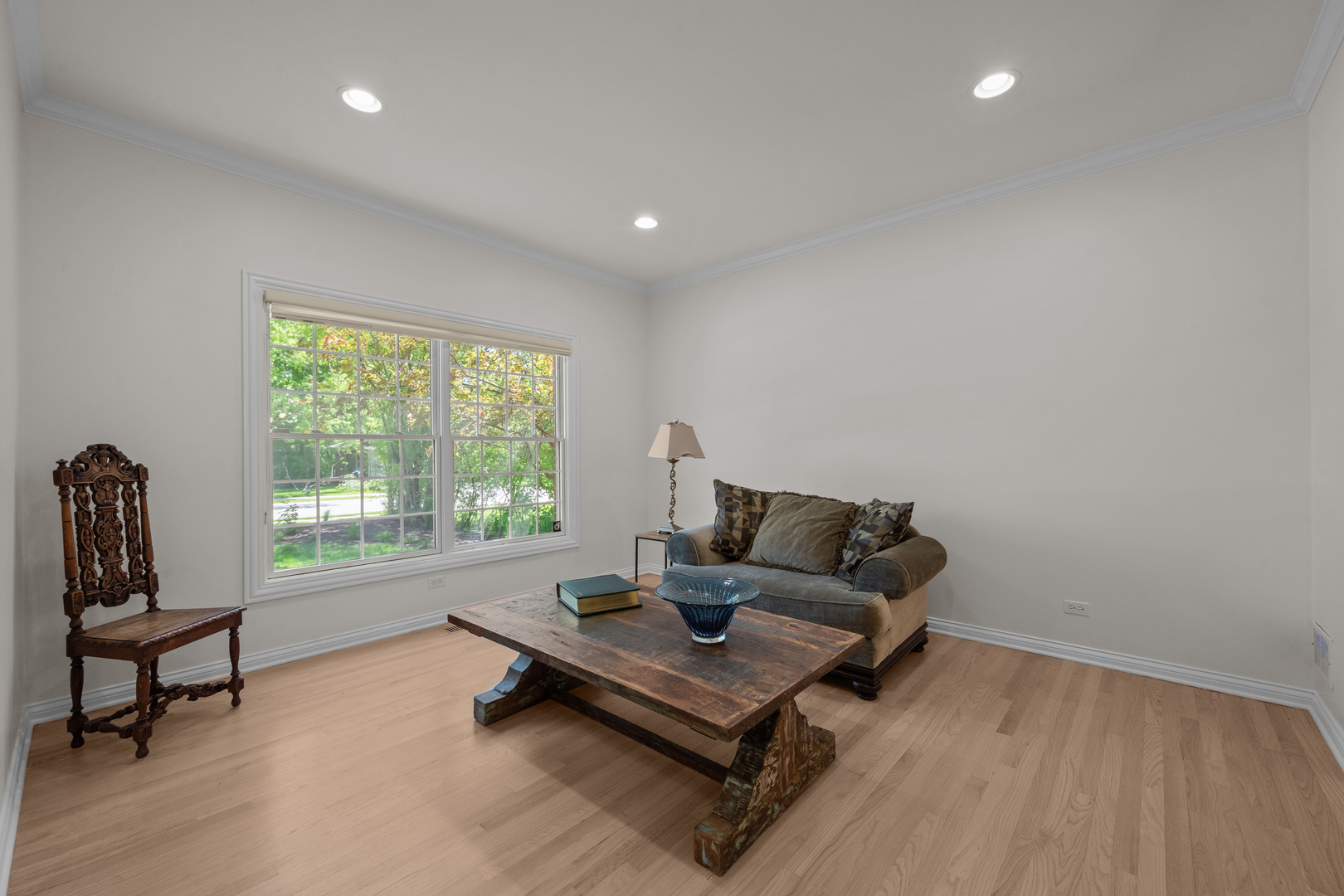 1114 Oxford Road Deerfield, IL 60015 - Photo 4 of 29