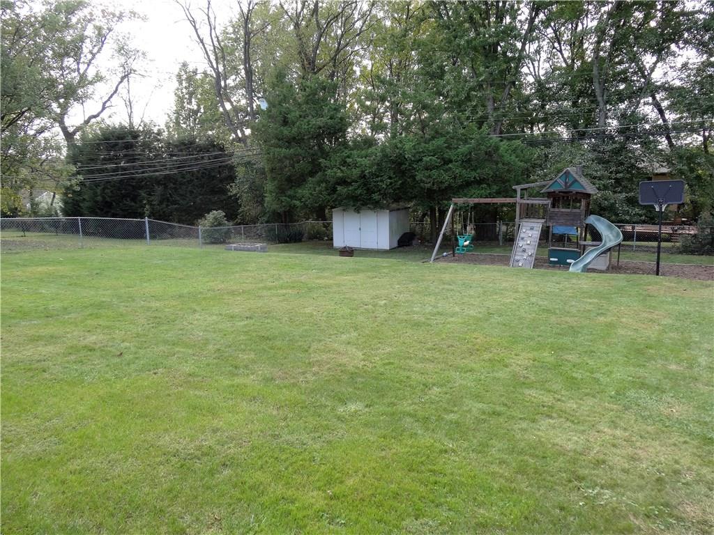 4206 Greenridge Road Pittsburgh, PA 15234 - Photo 23 of 25 Incredible yard!