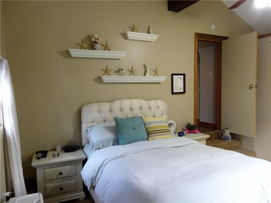 4206 Greenridge Road Pittsburgh, PA 15234 - Photo 7 of 25 Master bedroom has incredible vaulted ceiling.