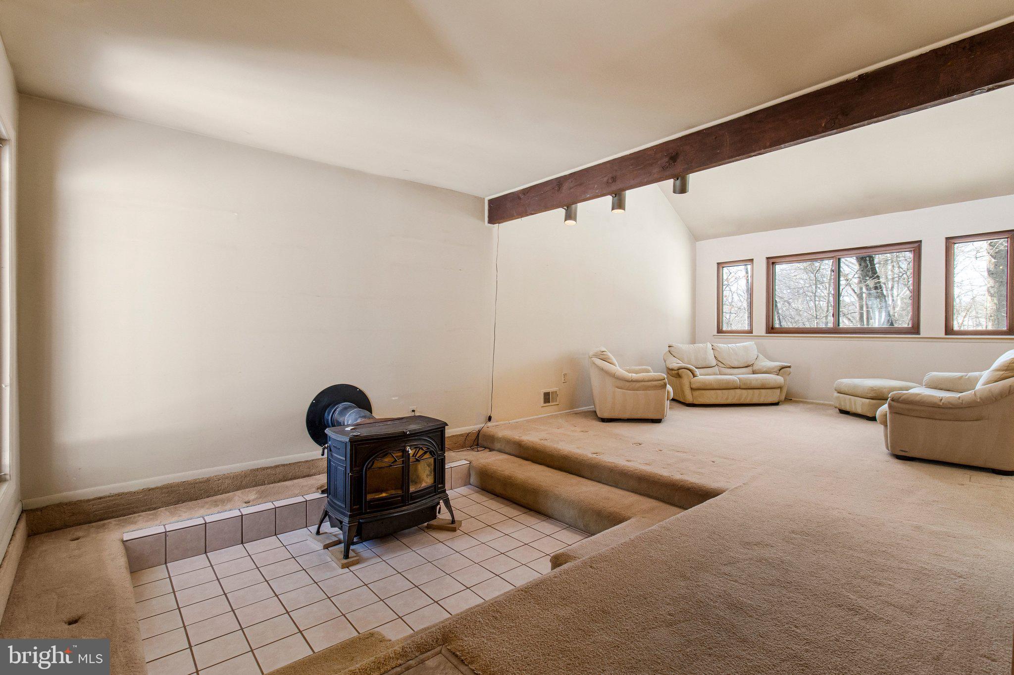 14816 Stonegate Terrace Silver Spring, MD 20905 - Photo 73 of 79 a living room with furniture and a window