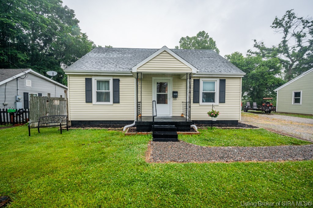936 Valley View Road New Albany, IN 47150 - Photo 1 of 29 Gallery Image 1