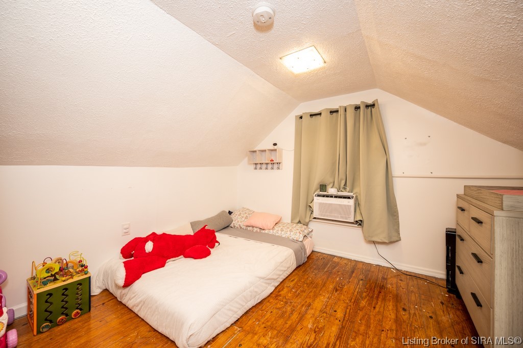 936 Valley View Road New Albany, IN 47150 - Photo 16 of 29 Gallery Image 16