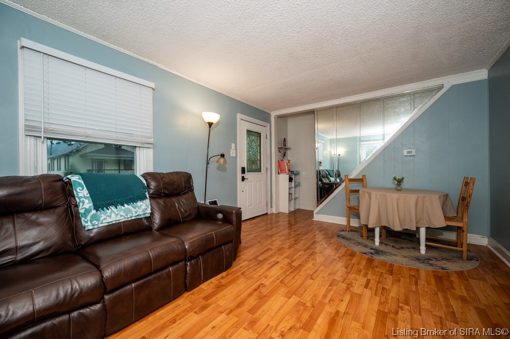 936 Valley View Road New Albany, IN 47150 - Photo 7 of 29 Gallery Image 7