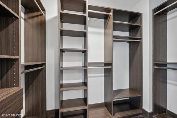 $4,100 | 340 East Randolph Street, Unit 500, Chicago, IL 60601