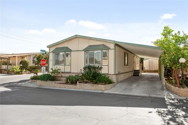 $155,000 | 1550 Rimpau Avenue, Unit 52, Corona, CA 92881