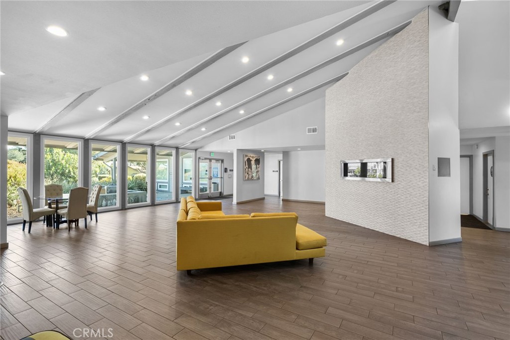 1550 Rimpau Avenue, Unit 52 Corona, CA 92881 - Photo 36 of 44 Clubhouse front room