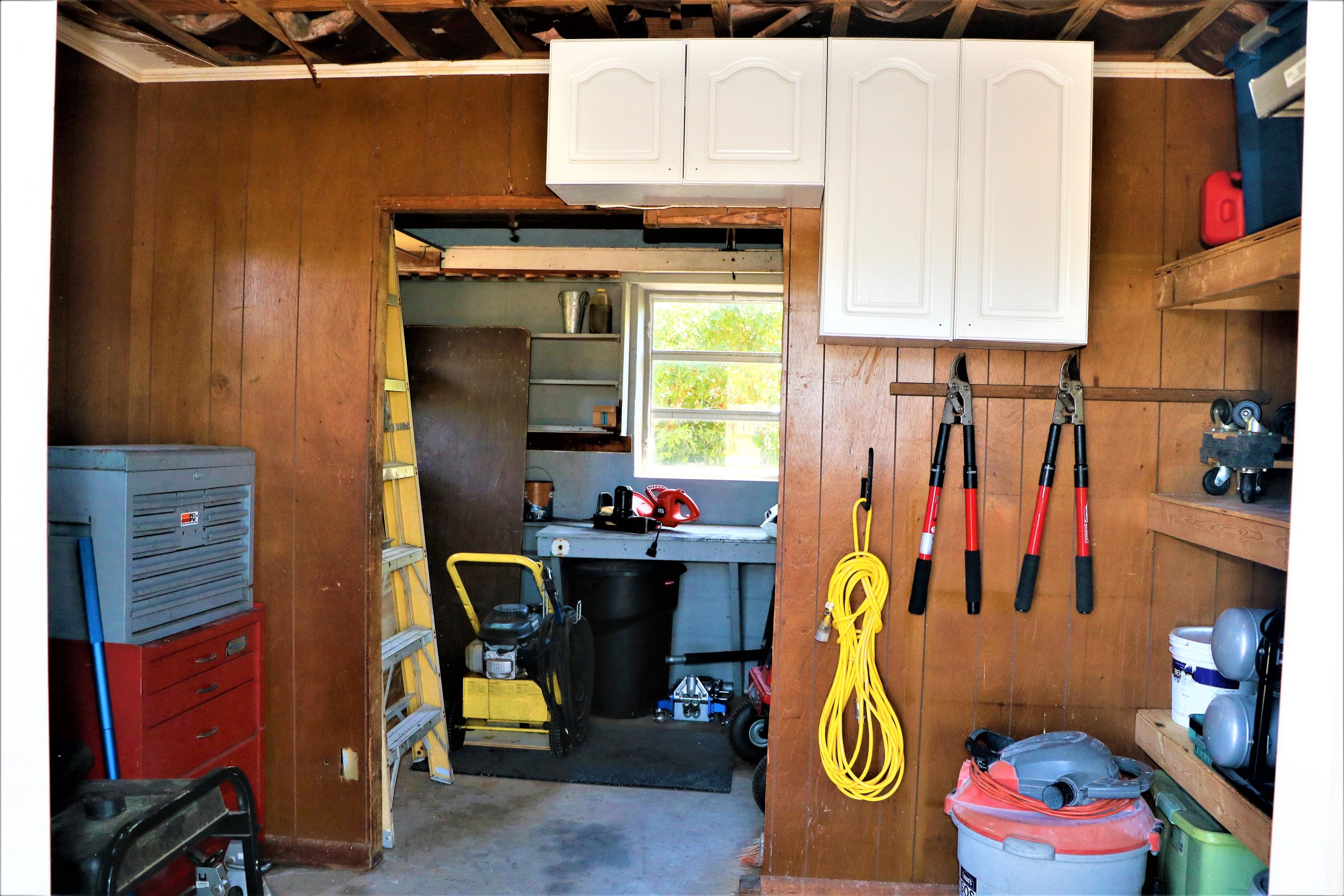 4088 Roemer Road West Palm Beach, FL 33406 - Photo 6 of 6 4088 inside shed