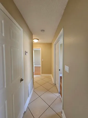 $1,900 | 2317 North Congress Avenue, Unit 33, Boynton Beach, FL 33426