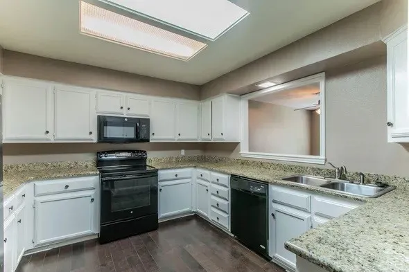 $1,495 | 2804 Stewart Drive, Unit 2804, Waco, TX 76708