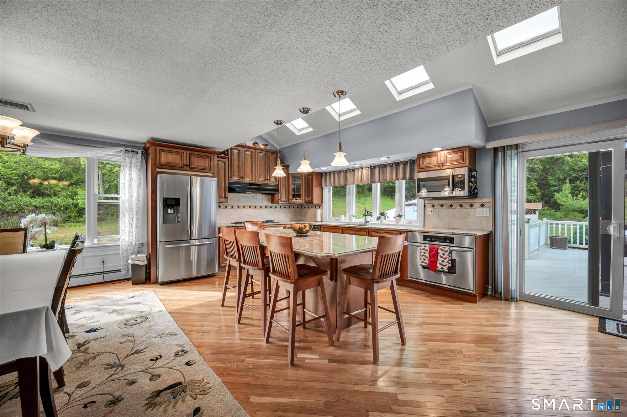 18 Grantham Road Wallingford, CT 06492 - Photo 12 of 40