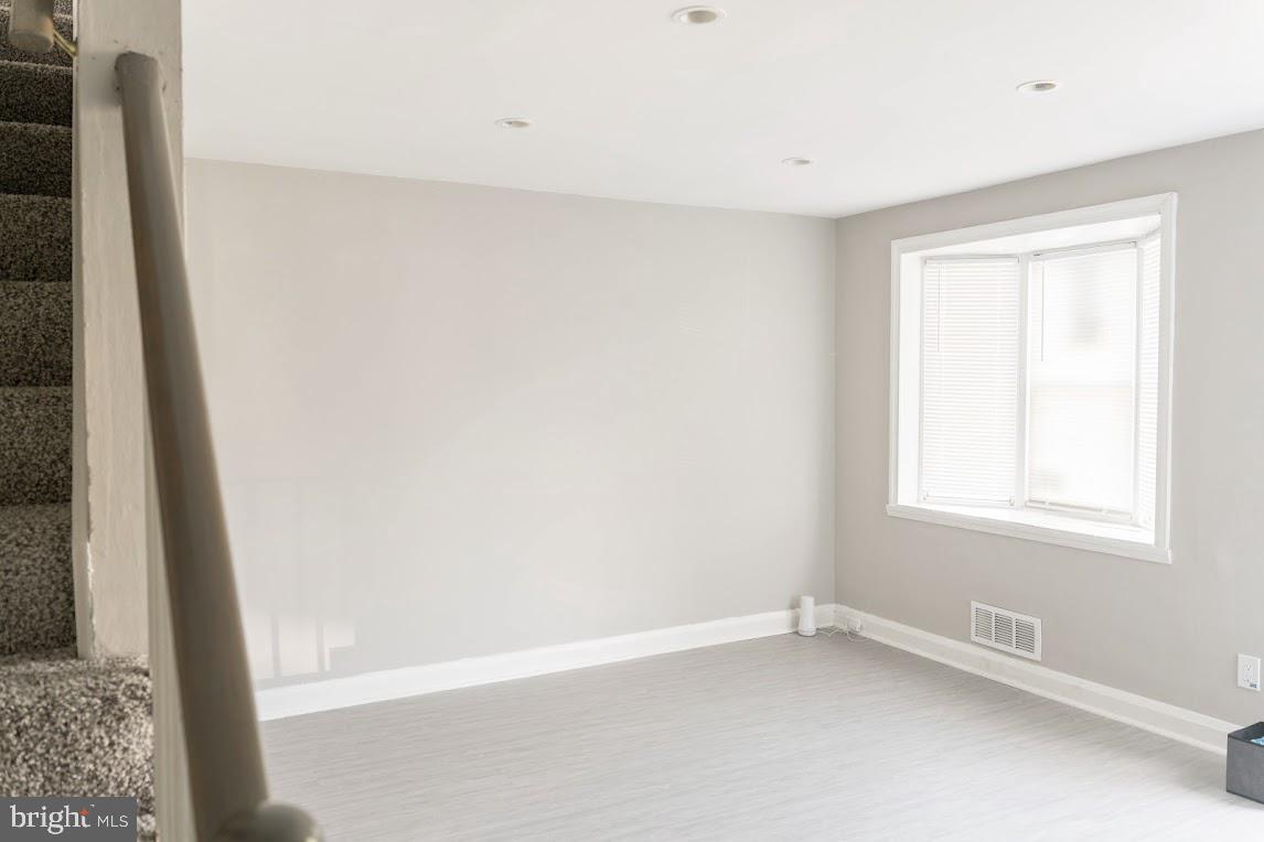 4008 Lyndale Avenue Baltimore, MD 21213 - Photo 2 of 21