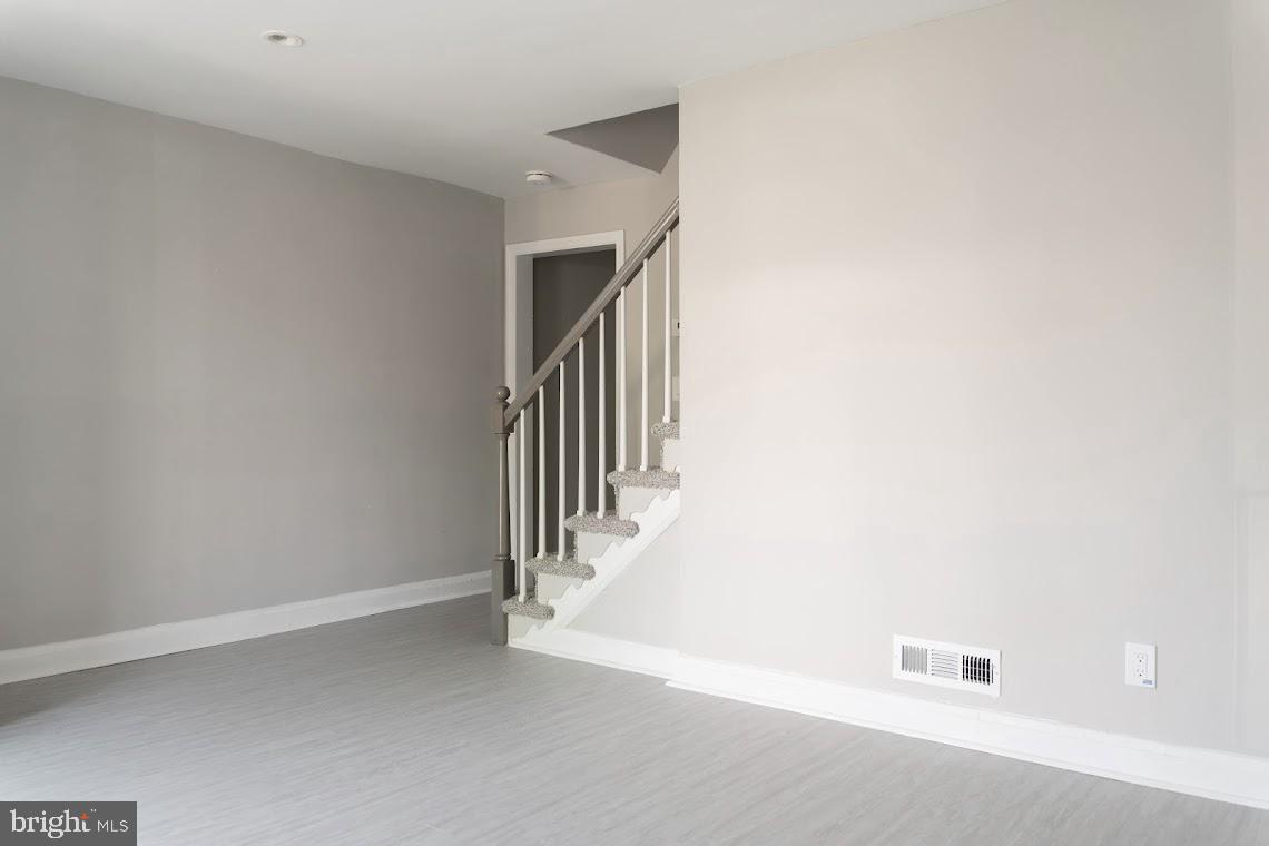 4008 Lyndale Avenue Baltimore, MD 21213 - Photo 3 of 21