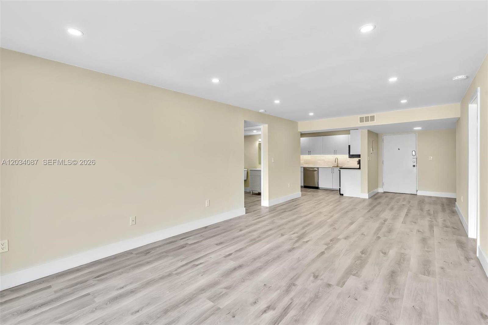 9124 Collins Avenue, Unit 304 Surfside, FL 33154 - Photo 9 of 32