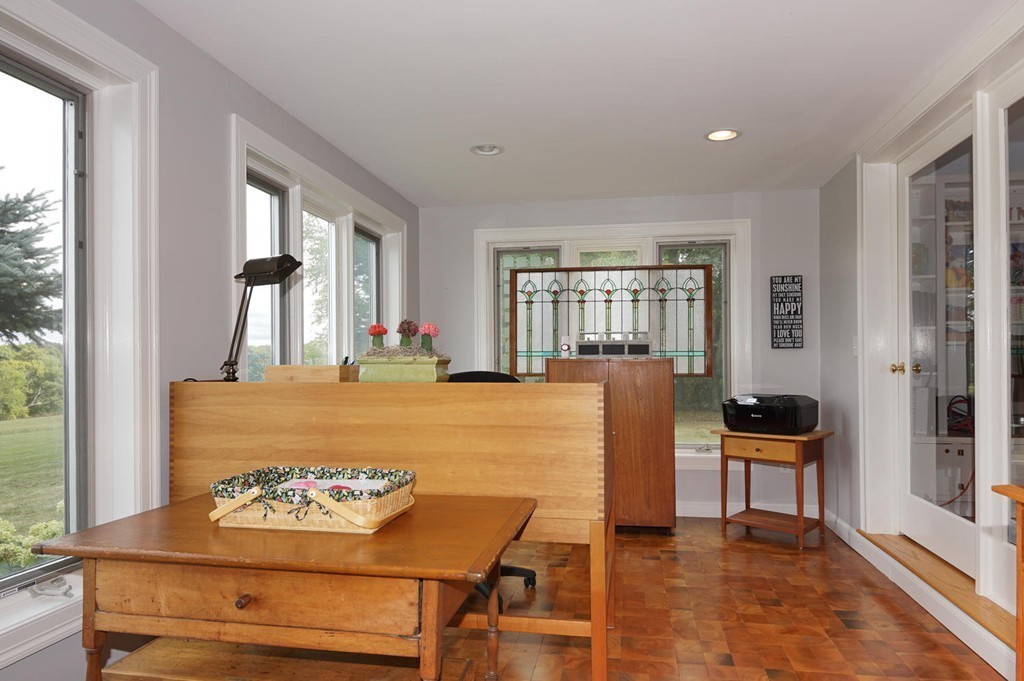 9 Lookout Farm Road Natick, MA 01760 - Photo 11 of 24 Gallery Image 11