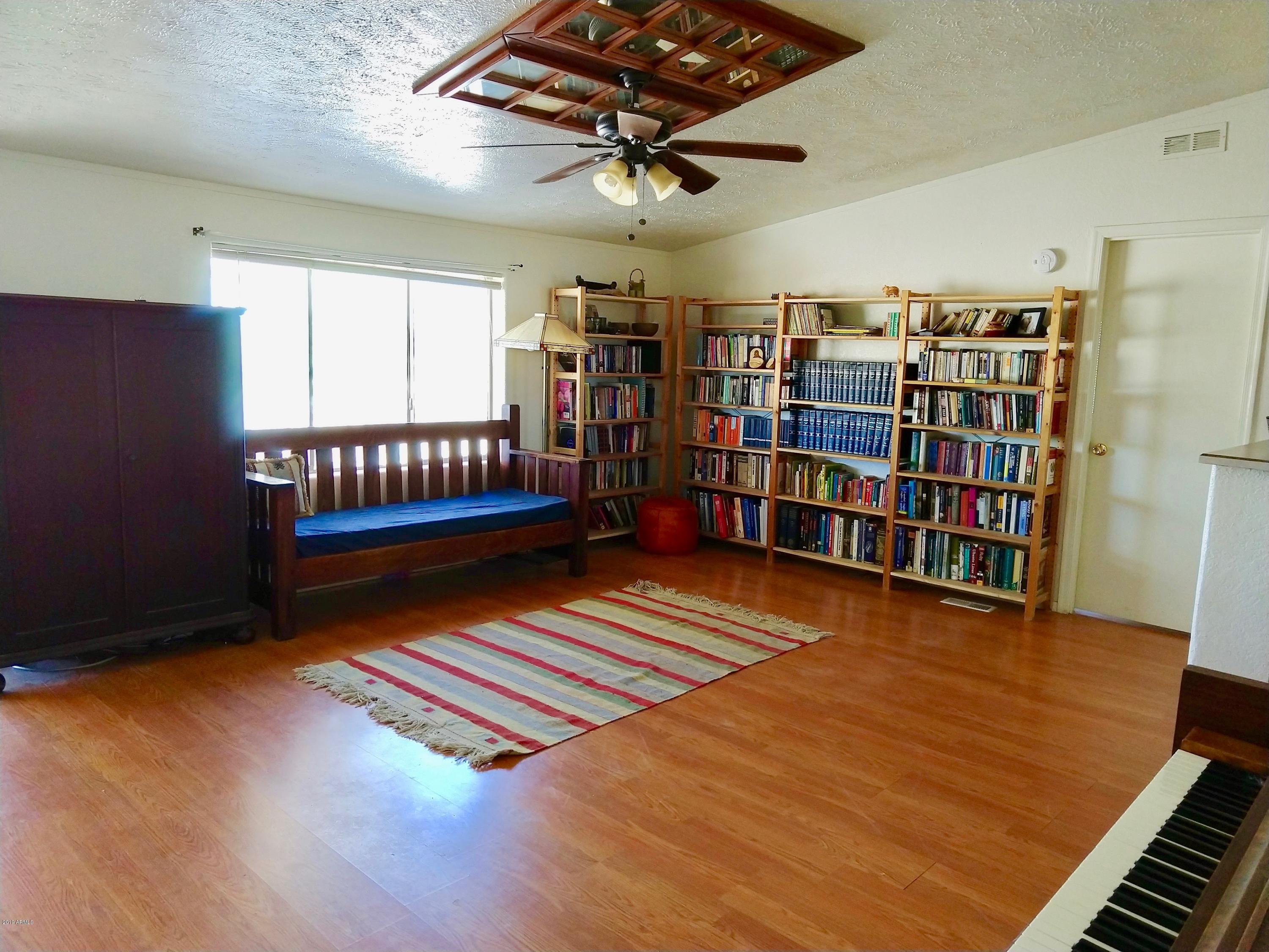 3291 North Ralston Road Maricopa, AZ 85139 - Photo 7 of 25 Great Room 2