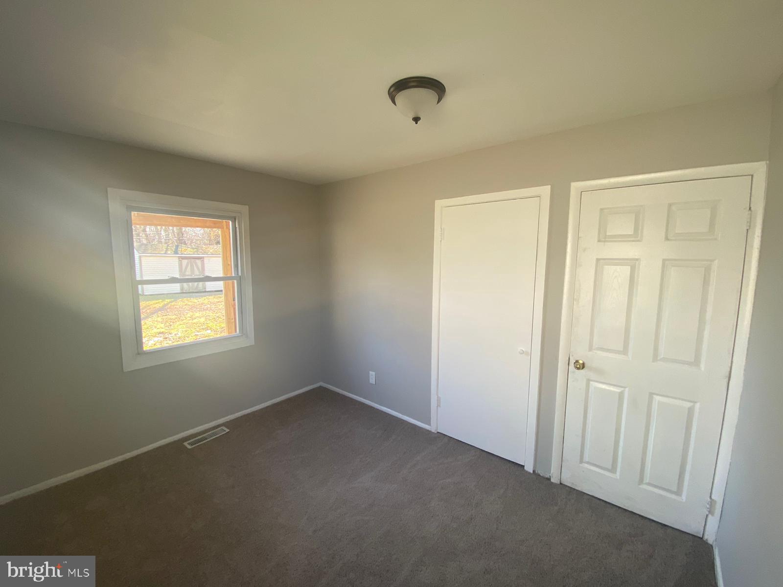 524 Charleston Road Willingboro, NJ 08046 - Photo 11 of 24 Gallery Image 11