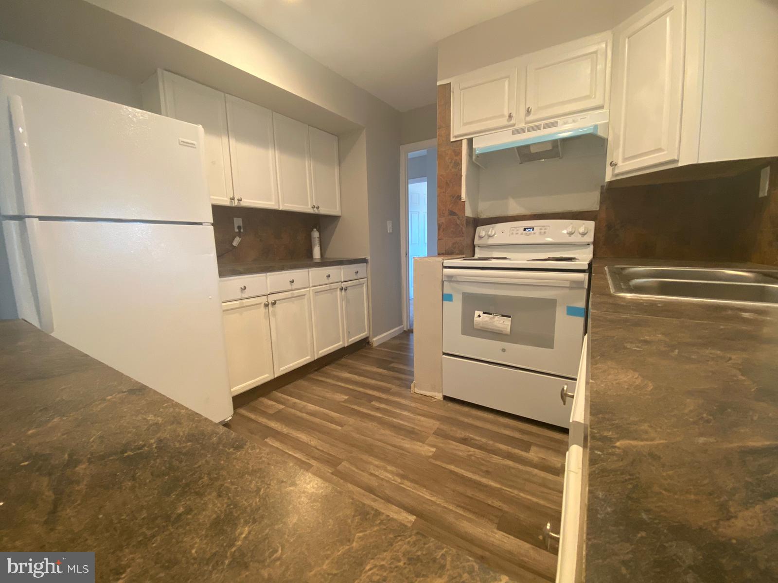524 Charleston Road Willingboro, NJ 08046 - Photo 12 of 24 Gallery Image 12
