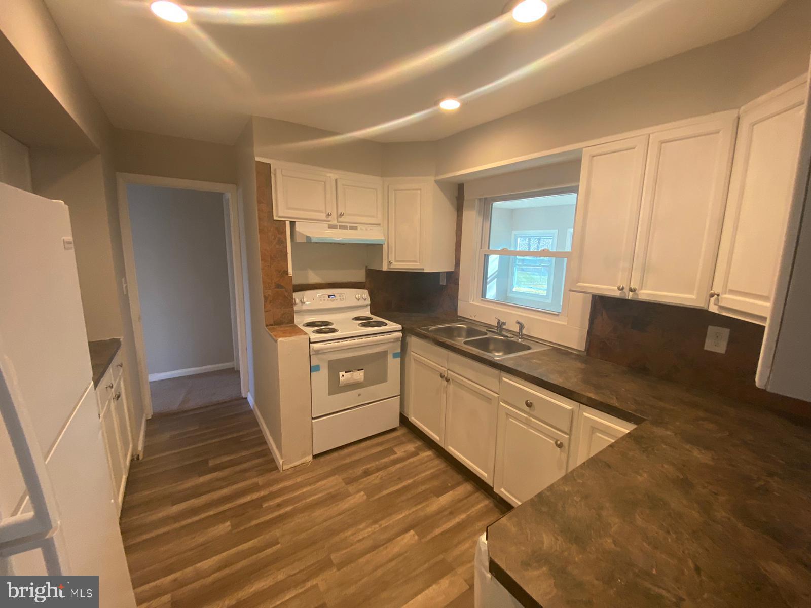 524 Charleston Road Willingboro, NJ 08046 - Photo 19 of 24 Gallery Image 19