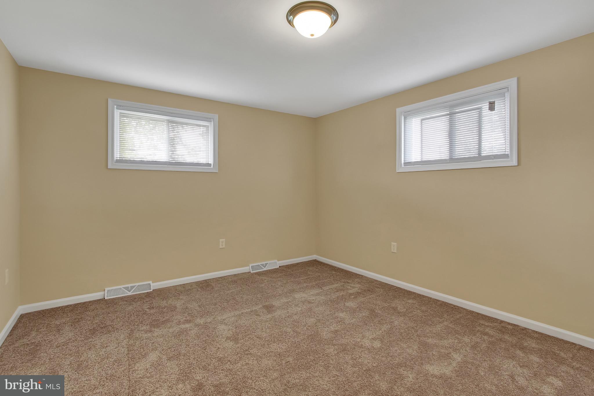 1625 East Canal Road Dover, PA 17315 - Photo 13 of 26 Gallery Image 13