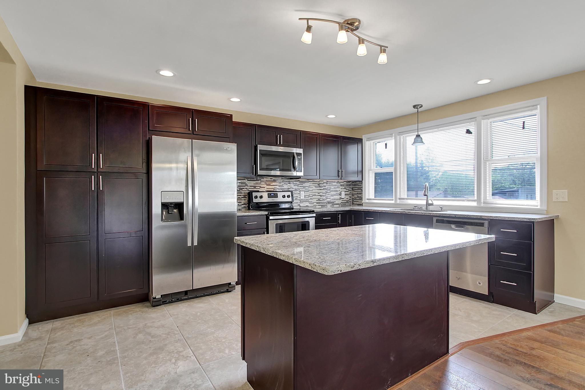 1625 East Canal Road Dover, PA 17315 - Photo 5 of 26 Gallery Image 5