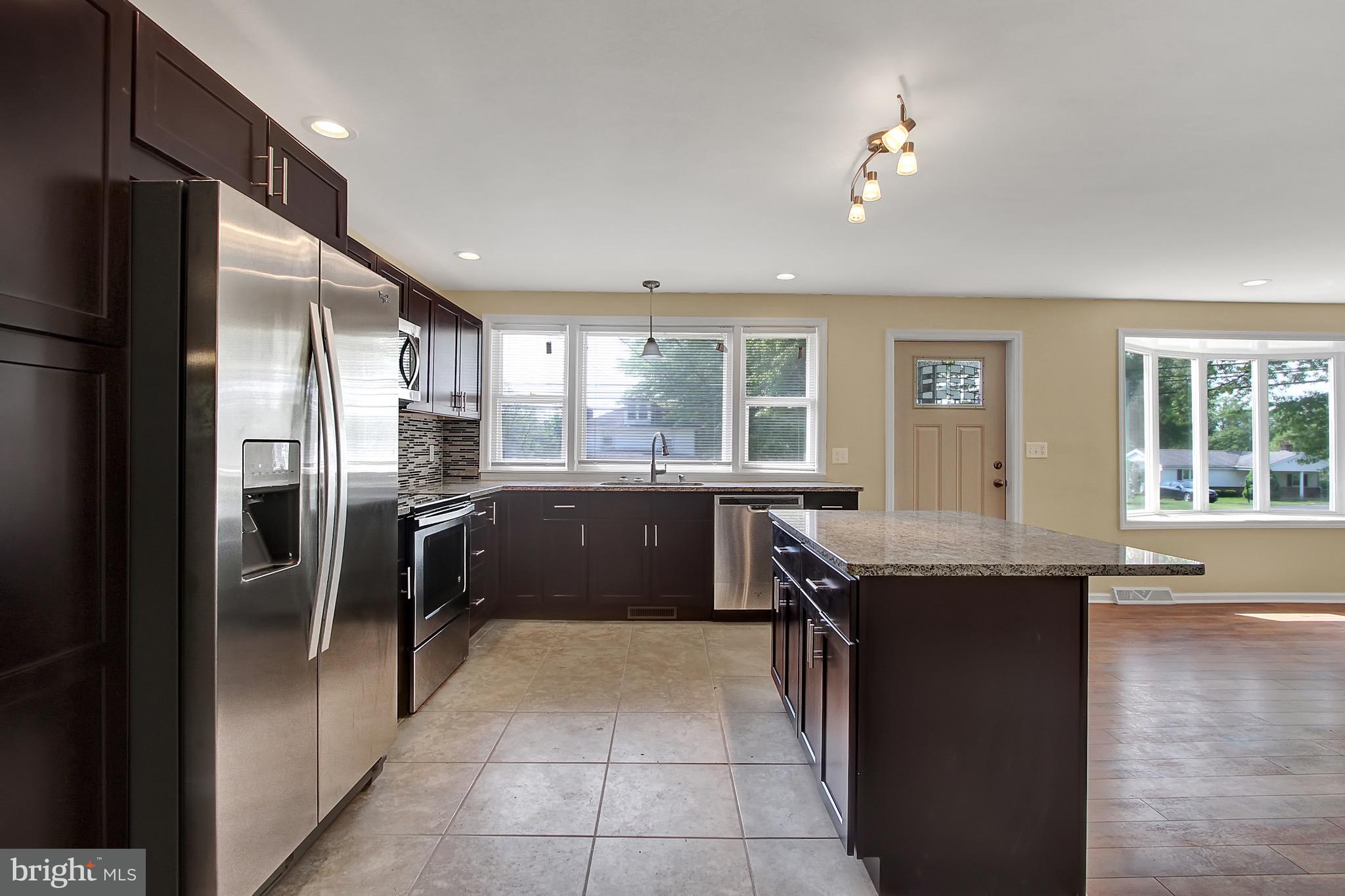 1625 East Canal Road Dover, PA 17315 - Photo 6 of 26 Gallery Image 6