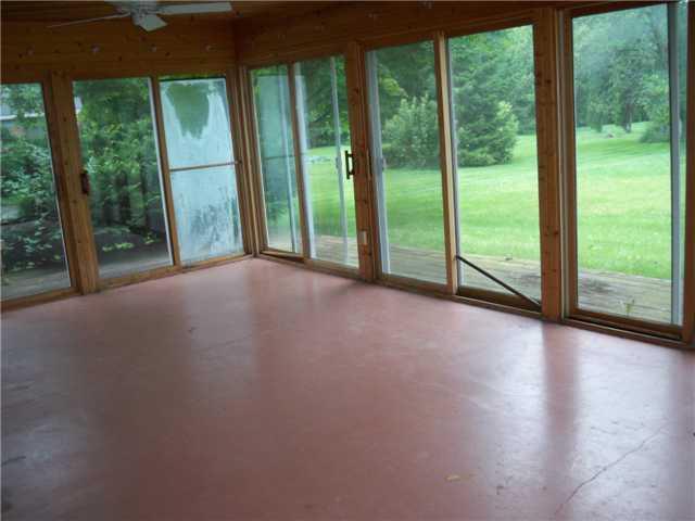 5314 Roxbury Road Indianapolis, IN 46226 - Photo 5 of 10 Gallery Image 5