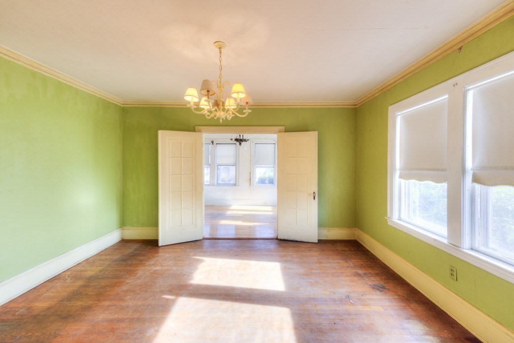 24 Hadwen Road Worcester, MA 01602 - Photo 16 of 42