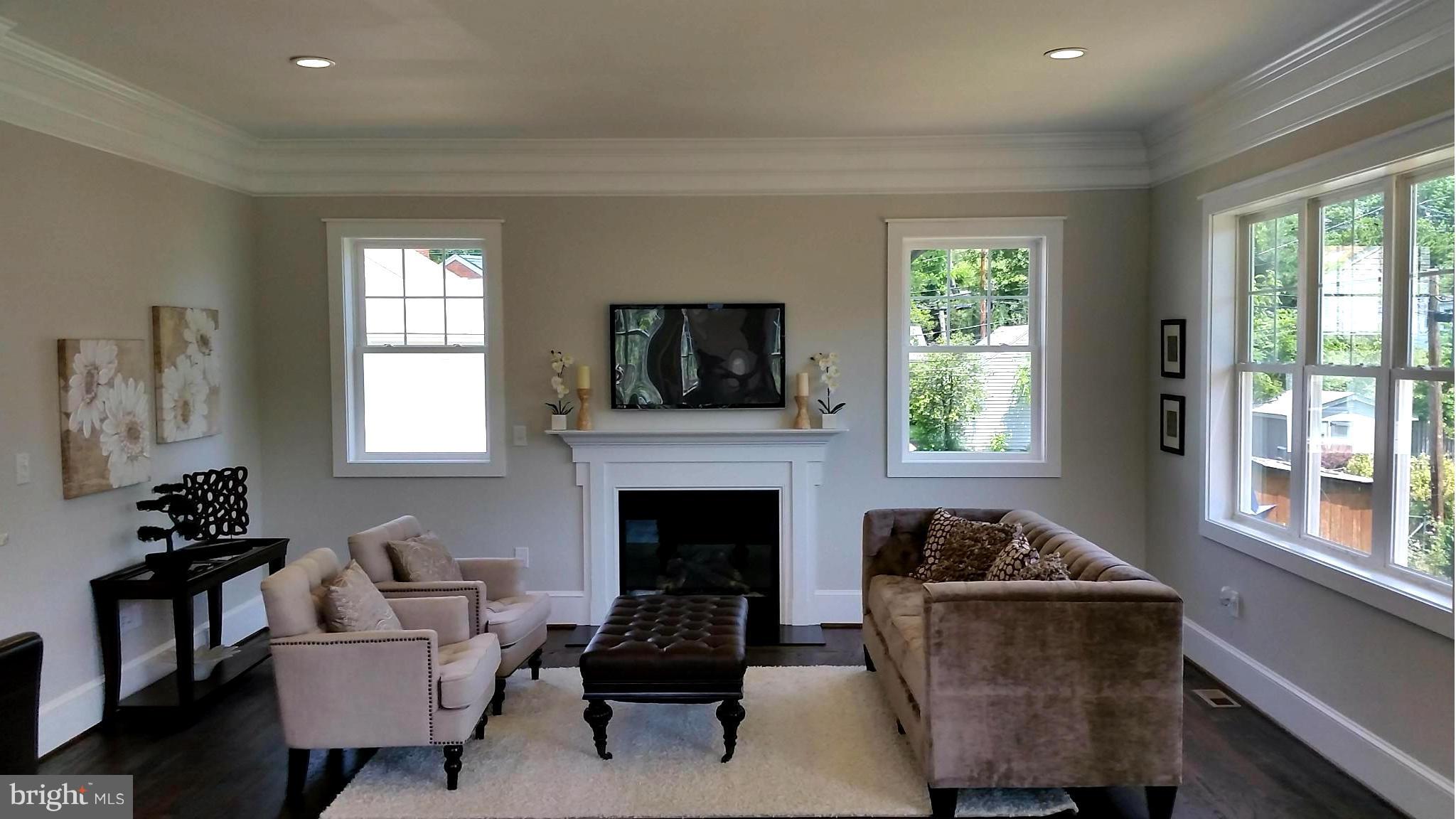 116 West George Mason Road Falls Church, VA 22046 - Photo 12 of 30 Family Room