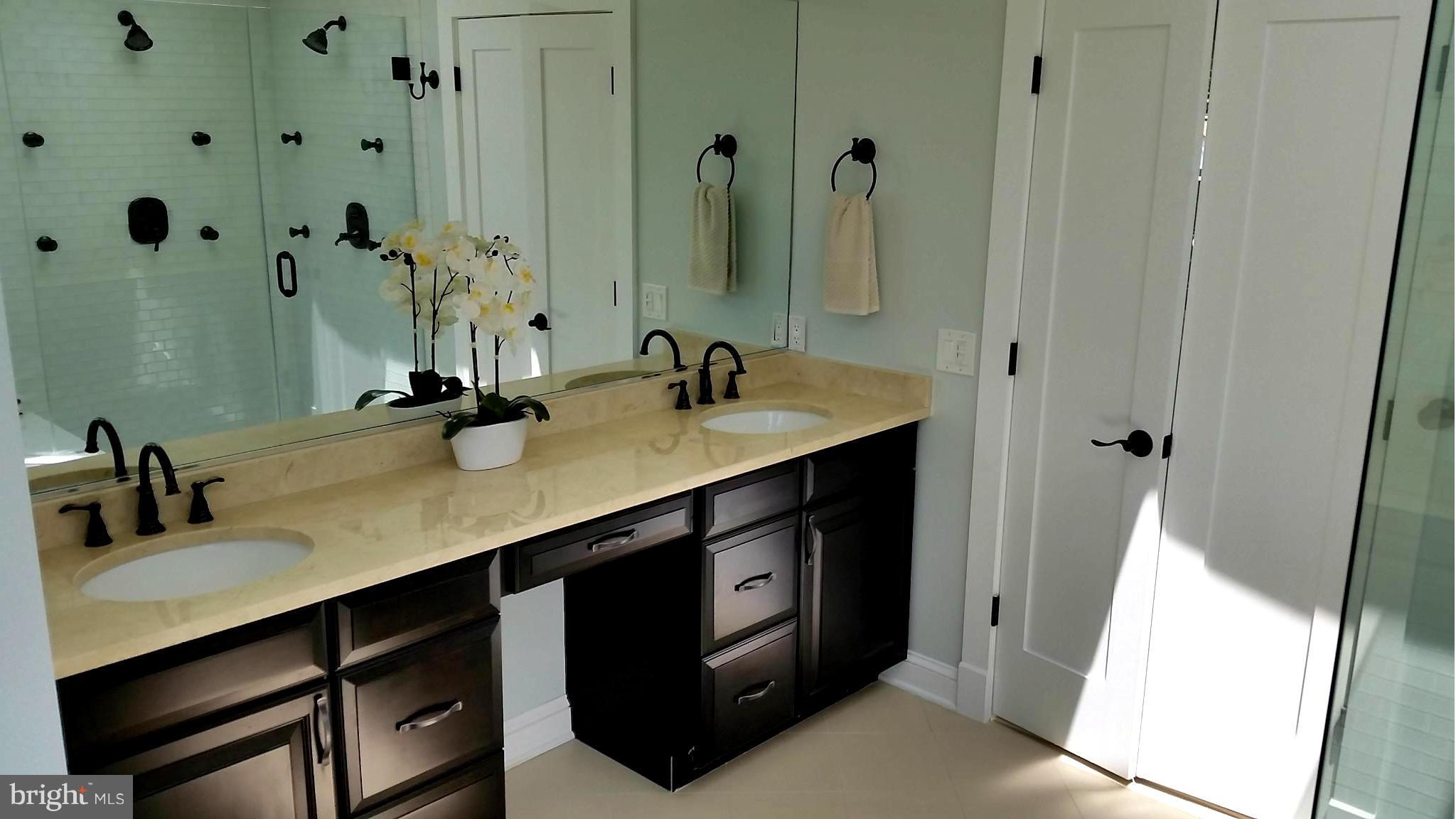 116 West George Mason Road Falls Church, VA 22046 - Photo 15 of 30 Bath