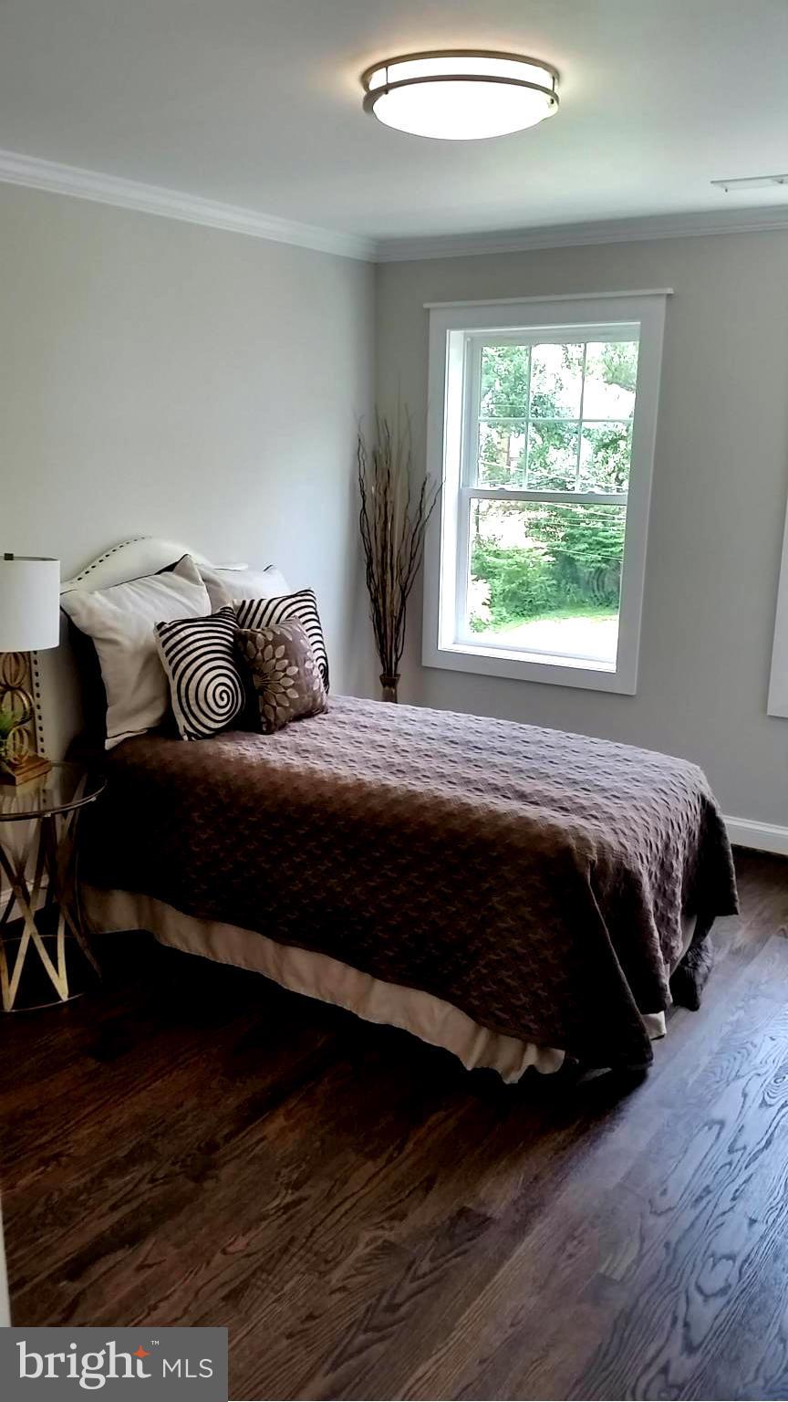 116 West George Mason Road Falls Church, VA 22046 - Photo 23 of 30 Bedroom