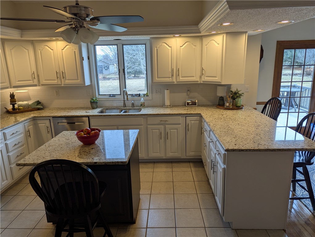 8134 Country Club Road Charleston, IL 61920 - Photo 12 of 45