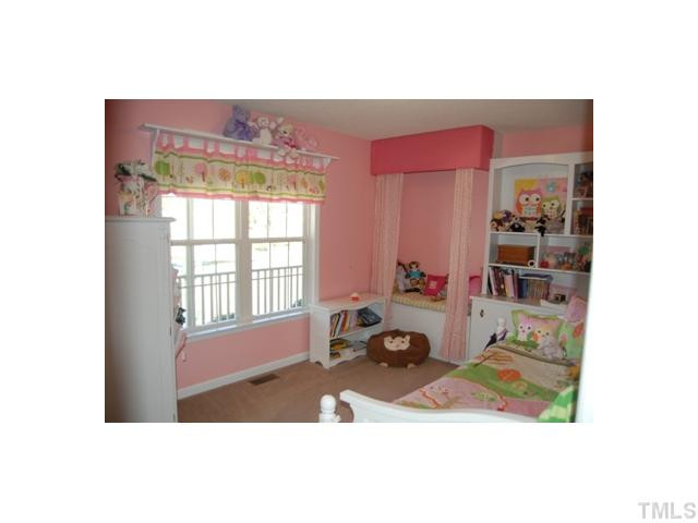 105 Allen Road Clayton, NC 27520 - Photo 4 of 24 Photo 4