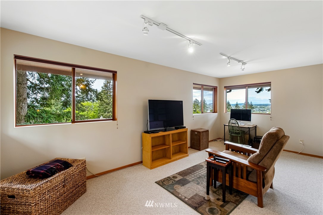 1106 West Racine Street Bellingham, WA 98229 - Photo 14 of 40 Gallery Image 14