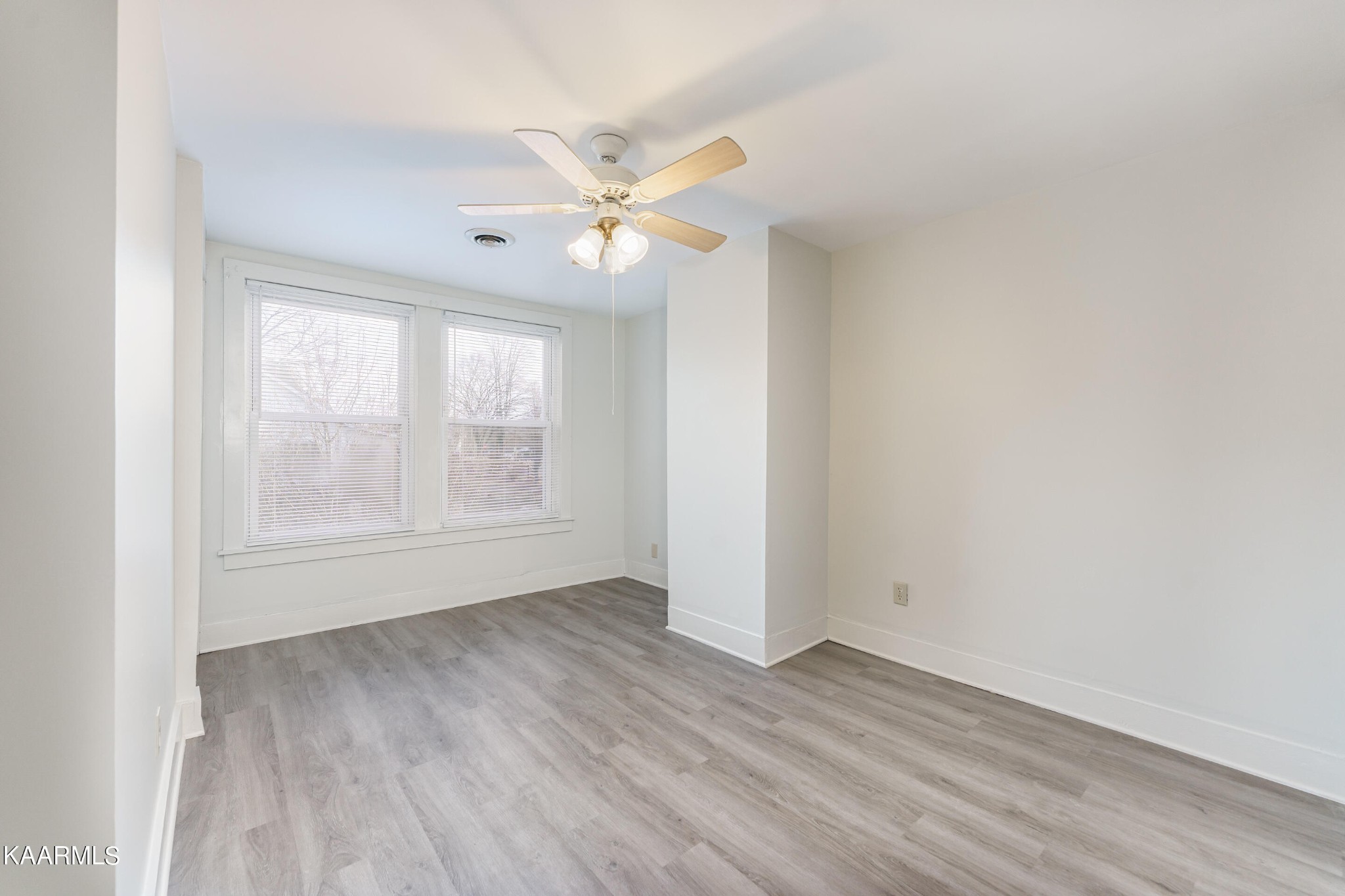 4404 Coster Road Knoxville, TN 37912 - Photo 11 of 21 Gallery Image 11