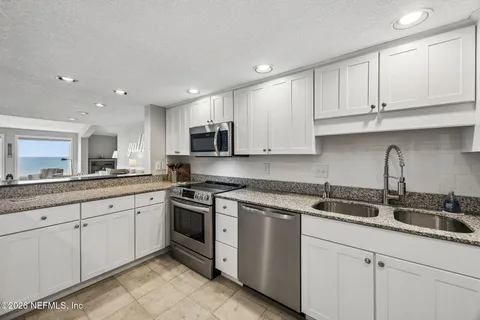 $995,000 | 1391 Shipwatch Circle, Fernandina Beach, FL 32034